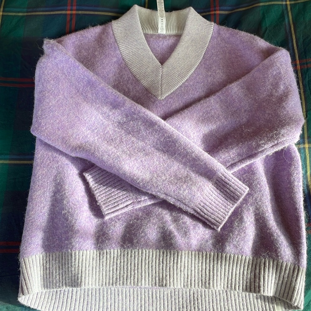 Lululemon sweater